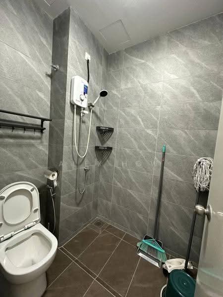 Apartment for Rent at Optimus Medini - Alex How - Bathroom - PropertyGuru.com.my