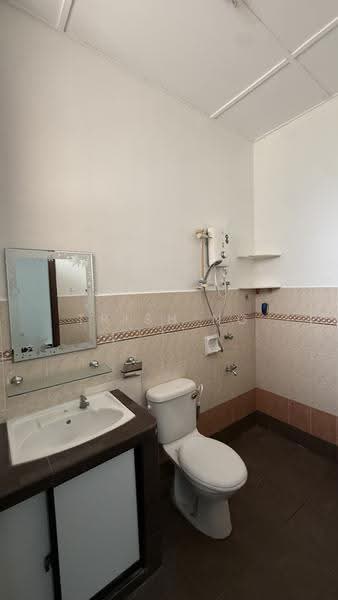 2-storey Terraced House for Rent in Austin (Johor Bahru) - Trish Ng - Bathroom - PropertyGuru.com.my