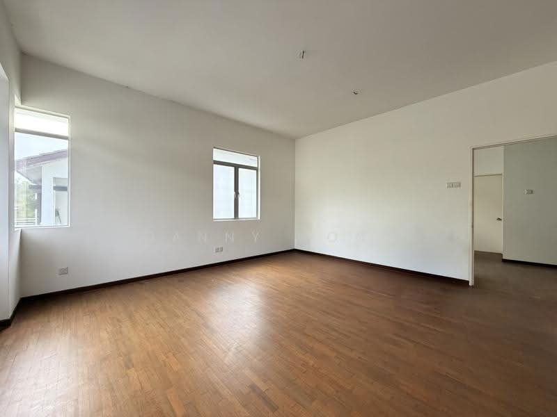 Rumah Berkembar untuk Dijual di Kota Emerald (Rawang) - Danny Wong - Living Room - PropertyGuru.com.my