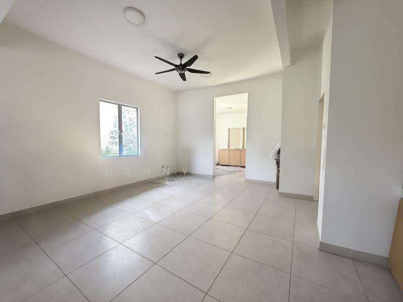Rumah Berkembar untuk Dijual di Kota Emerald (Rawang) - Danny Wong - Interior - PropertyGuru.com.my