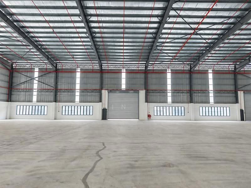 Detached Factory for Rent in Taman Desa Cemerlang (Ulu Tiram) - Dovin Ler - Exterior - PropertyGuru.com.my