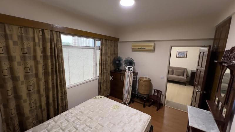 Kediaman Servis untuk Dijual di 38 Bidara Condominium - CY Khoo - Bedroom - PropertyGuru.com.my