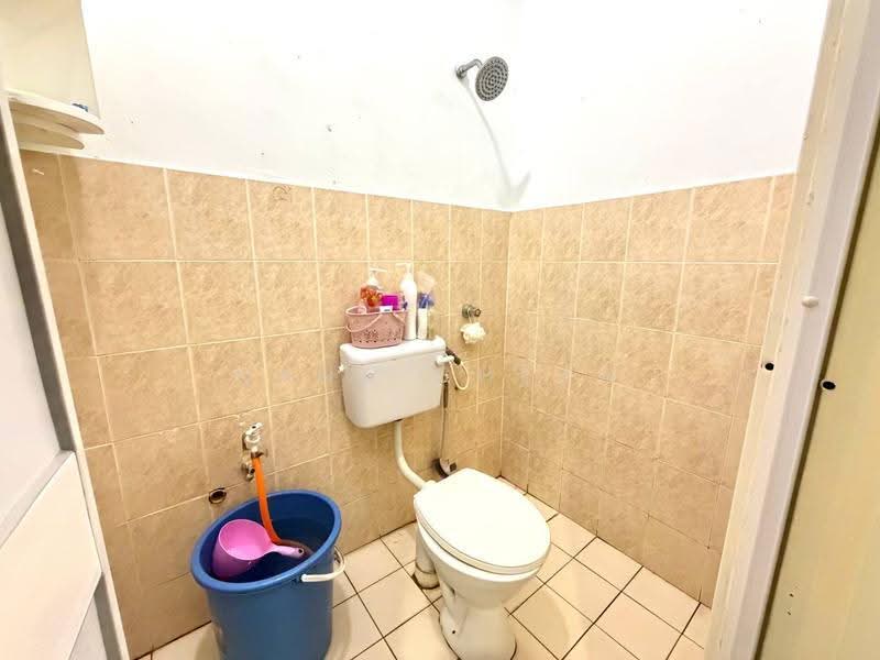 Rumah Teres 1-Tingkat untuk Dijual di Bandar Tasik Puteri (Rawang) - Nana Cheah - Bathroom - PropertyGuru.com.my