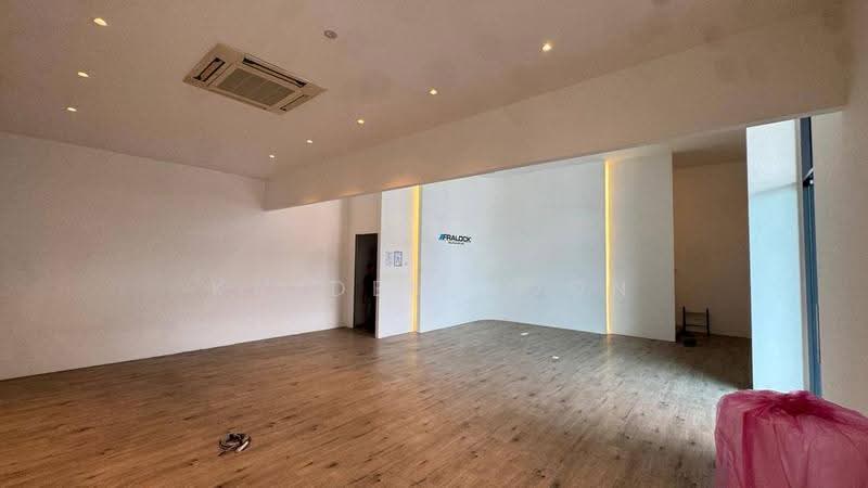 Semi-D Factory for Sale in Taman Desa Cemerlang (Ulu Tiram) - Kayden Voon - Interior - PropertyGuru.com.my