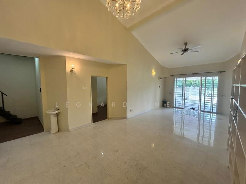 1-storey Terraced House for Rent in TTDI Hills (Kuala Lumpur) - Leonard Tneo - Living Room - PropertyGuru.com.my