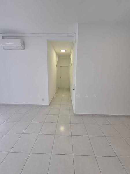 Kondominium untuk Disewa di D'Nuri Residence @ Desa Petaling - Jacky Wan - Corridor - PropertyGuru.com.my