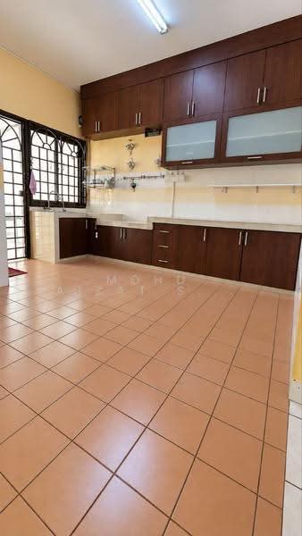 2-storey Terraced House for Sale in Taman Putra Prima (Puchong) - Mohd Aizat Saiful Bahri - Kitchen - PropertyGuru.com.my