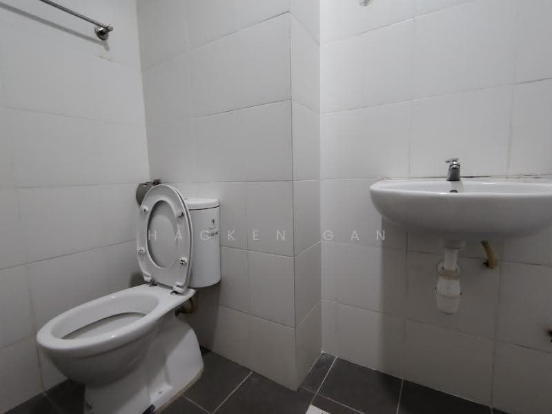 Kondominium untuk Dijual di Residensi Platinum Teratai - Hacken Gan - Bathroom - PropertyGuru.com.my