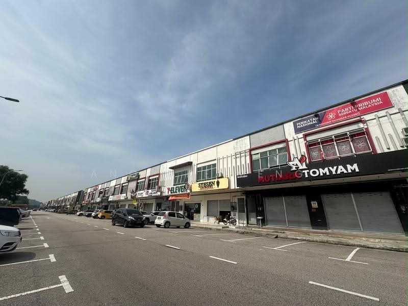 Shop for Rent in Taman Pulai Mutiara (Iskandar Puteri (Nusajaya)) - Ang Wee Meng - Exterior - PropertyGuru.com.my