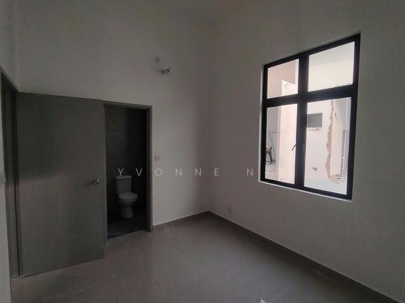 Cluster House for Rent in Taman Universiti (Skudai) - Yvonne Ng - Bathroom - PropertyGuru.com.my
