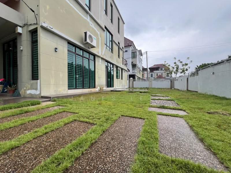 3-storey Terraced House for Sale in Taman Bayu Aman (Butterworth) - Janes Lee - Exterior - PropertyGuru.com.my