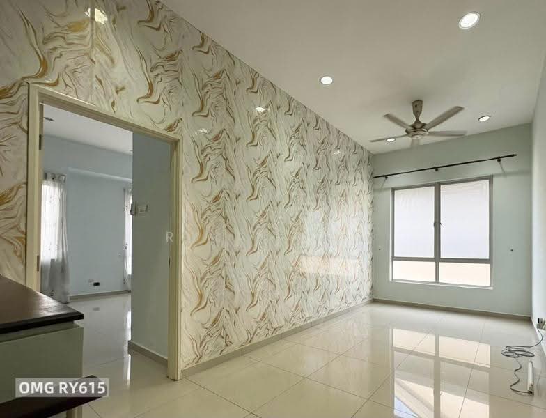 Rumah Berkembar untuk Dijual di Ambang Botanic (Klang) - Rylin Tan - Living Room - PropertyGuru.com.my