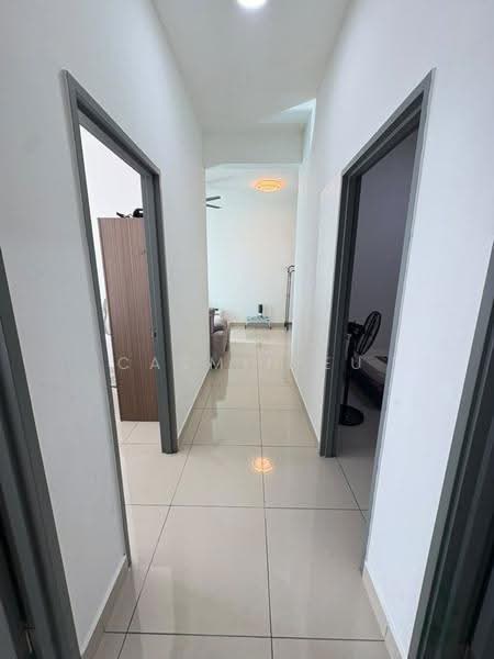 Kediaman Servis untuk Disewa di Meridin Bayvue Serviced Apartment - Casmin Eu - Corridor - PropertyGuru.com.my