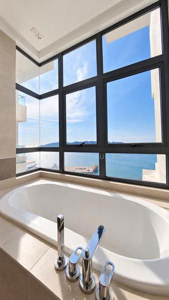 Condominium for Sale at The Peak Vista - Yee Fun Lim - Bathroom - PropertyGuru.com.my