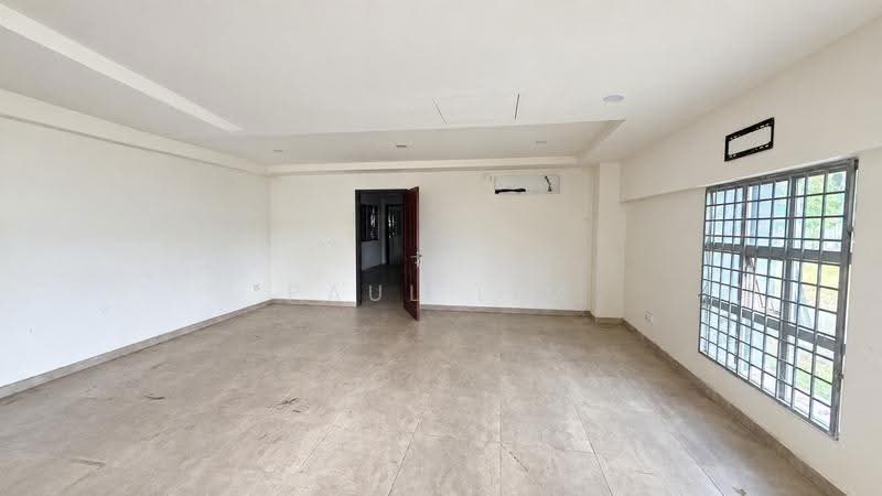 Kilang untuk Disewa di Permatang Tinggi (Kepala Batas) - Paul Lim - Living Room - PropertyGuru.com.my