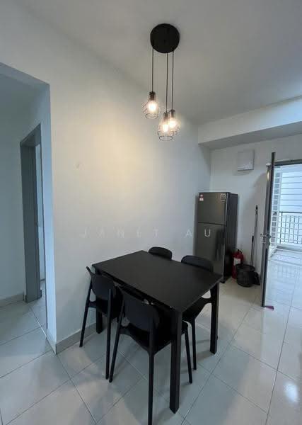 Kediaman Servis untuk Dijual di Tiara Imperio Residence - Janet Au - Dining Room - PropertyGuru.com.my