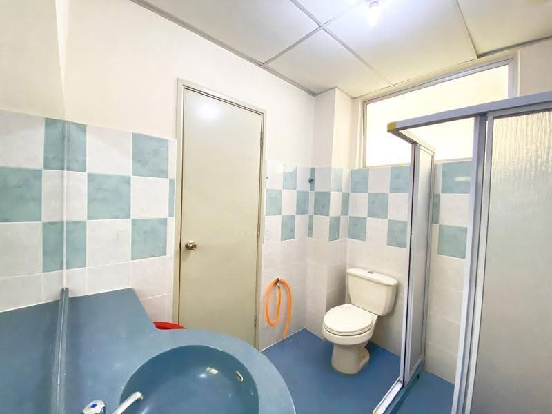 Condominium for Sale at Platinum Hill PV 5 - Firdaus Husin - Bathroom - PropertyGuru.com.my