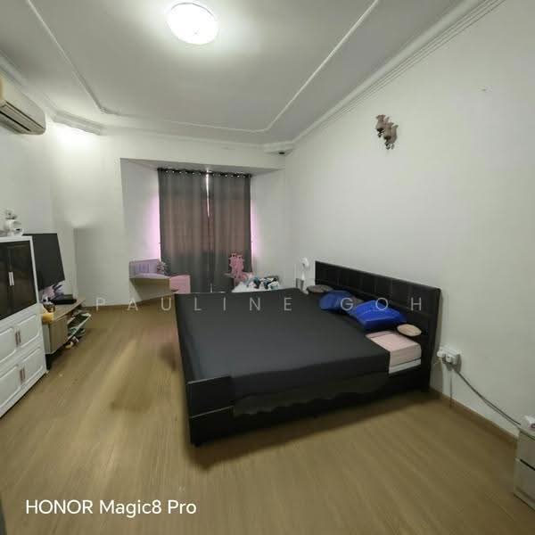 2-storey Terraced House for Sale in Taman Puteri Wangsa (Ulu Tiram) - Pauline Goh - Bedroom - PropertyGuru.com.my