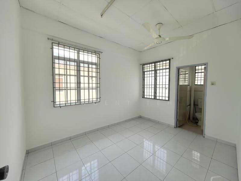 2-storey Terraced House for Sale in Taman Merdeka Jaya (Batu Berendam) - Vincent Teh - PropertyGuru.com.my