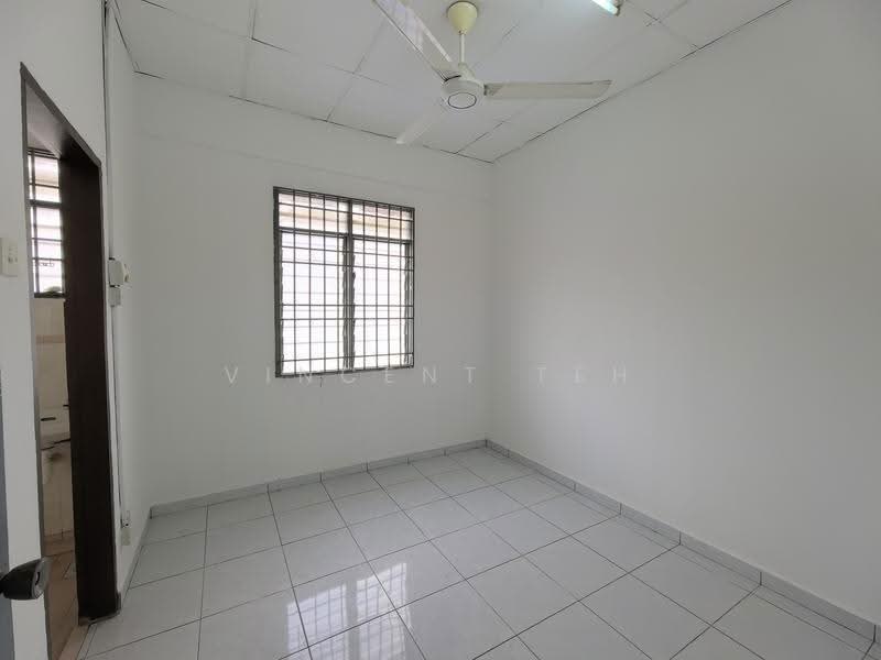 2-storey Terraced House for Sale in Taman Merdeka Jaya (Batu Berendam) - Vincent Teh - PropertyGuru.com.my