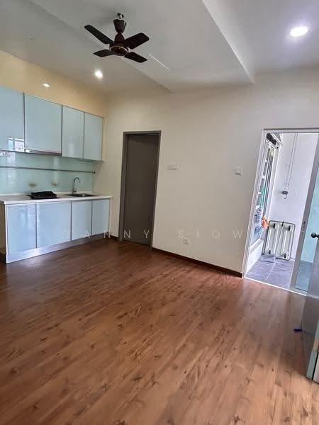 Kediaman Servis untuk Disewa di SOHO @ Zetapark - Yanny Siow - Kitchen - PropertyGuru.com.my