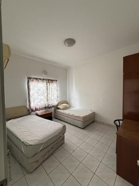 Bungalow House for Rent in Country Heights (Kajang) - Anbalagee Anbalagee - Bedroom - PropertyGuru.com.my
