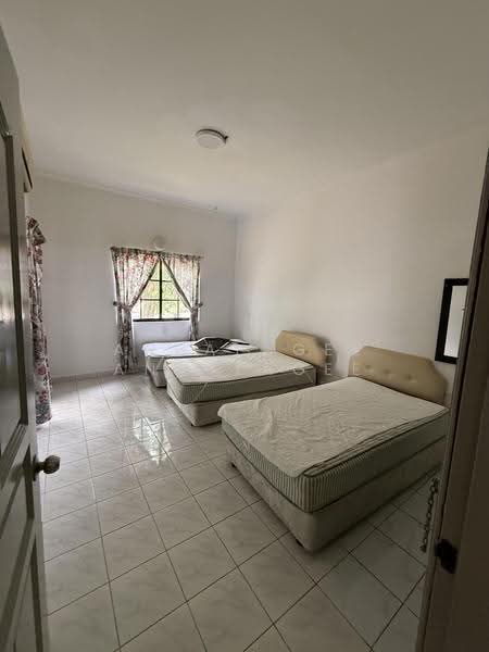Bungalow House for Rent in Country Heights (Kajang) - Anbalagee Anbalagee - Bedroom - PropertyGuru.com.my