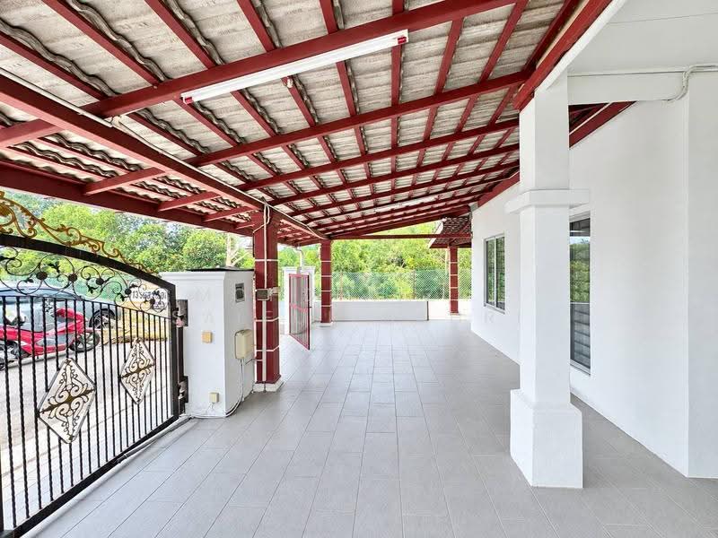1-storey Terraced House for Sale in Bandar Saujana Putra (Tanjong Duabelas) - Mohd Aizat Saiful Bahri - Exterior - PropertyGuru.com.my