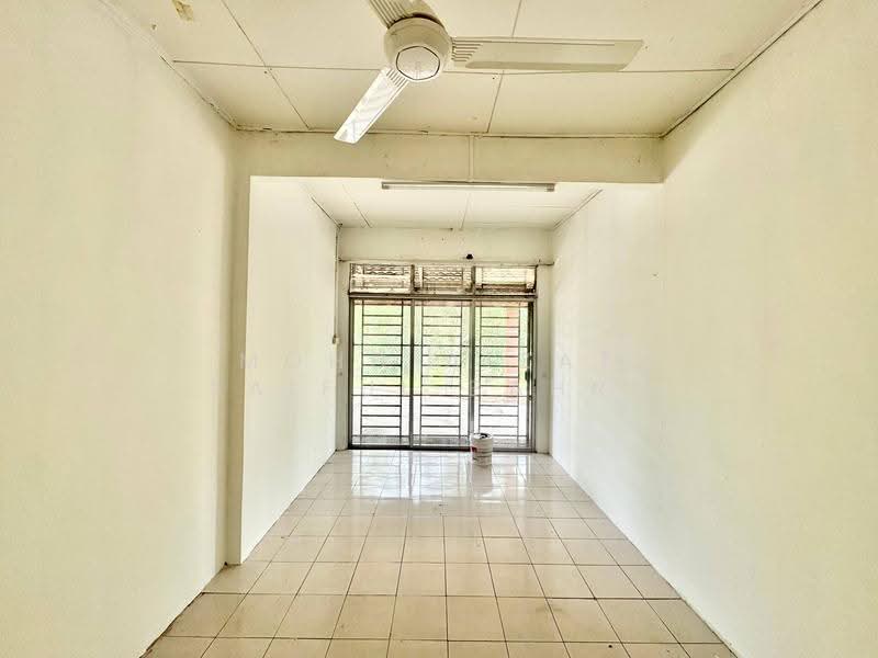 1-storey Terraced House for Sale in Bandar Saujana Putra (Tanjong Duabelas) - Mohd Aizat Saiful Bahri - Interior - PropertyGuru.com.my