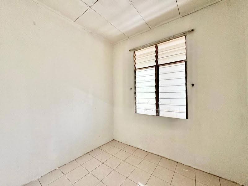 1-storey Terraced House for Sale in Bandar Saujana Putra (Tanjong Duabelas) - Mohd Aizat Saiful Bahri - PropertyGuru.com.my