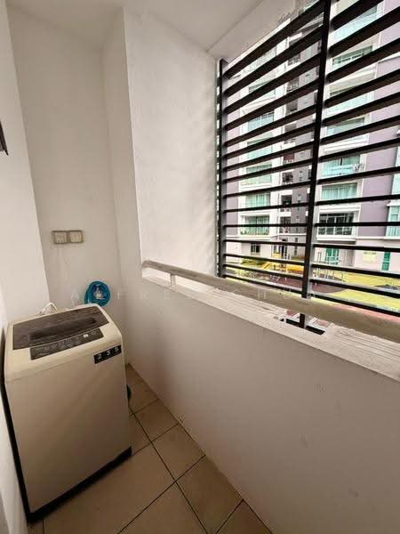 Kondominium untuk Dijual di The Park Residence - Alfred Chua - Balcony - PropertyGuru.com.my