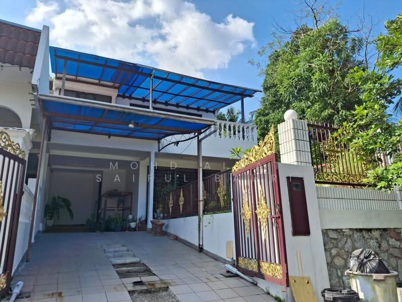 2-storey Terraced House for Sale in Seksyen 1 Bandar Baru Bangi (Bandar Baru Bangi) - Mohd Aizat Saiful Bahri - Exterior - PropertyGuru.com.my