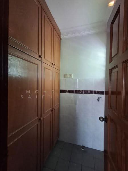 2-storey Terraced House for Sale in Seksyen 1 Bandar Baru Bangi (Bandar Baru Bangi) - Mohd Aizat Saiful Bahri - Interior - PropertyGuru.com.my