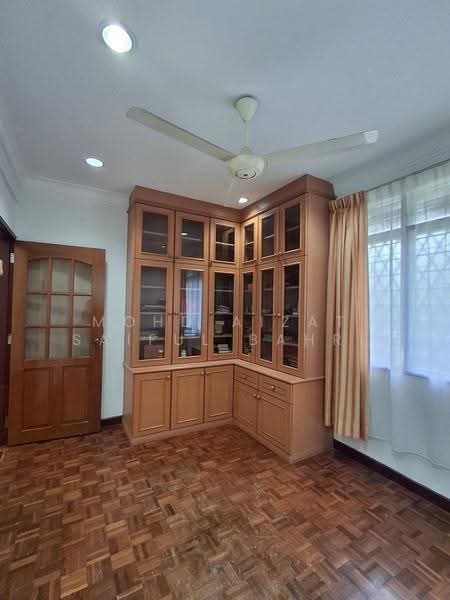 2-storey Terraced House for Sale in Seksyen 1 Bandar Baru Bangi (Bandar Baru Bangi) - Mohd Aizat Saiful Bahri - Study - PropertyGuru.com.my