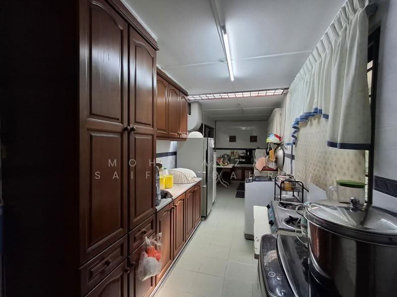 2-storey Terraced House for Sale in Seksyen 1 Bandar Baru Bangi (Bandar Baru Bangi) - Mohd Aizat Saiful Bahri - Kitchen - PropertyGuru.com.my