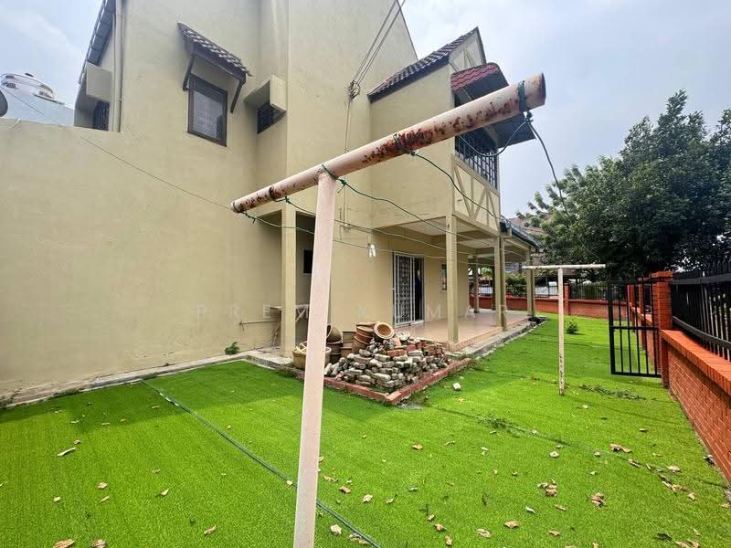 Rumah Teres 2-Tingkat untuk Dijual di Kampung Tunku (Petaling Jaya) - Prem Kumar - Exterior - PropertyGuru.com.my