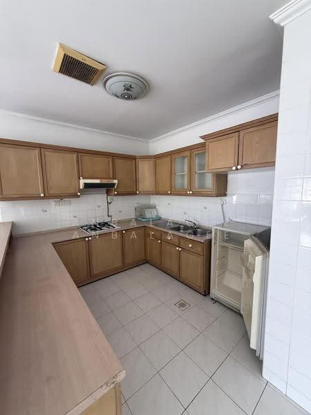 Bungalow House for Rent in Country Heights (Kajang) - Anbalagee Anbalagee - Kitchen - PropertyGuru.com.my