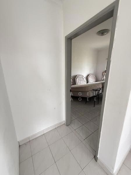 Bungalow House for Rent in Country Heights (Kajang) - Anbalagee Anbalagee - Bedroom - PropertyGuru.com.my