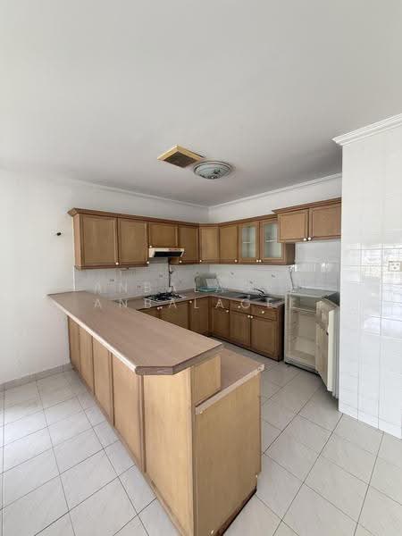 Bungalow House for Rent in Country Heights (Kajang) - Anbalagee Anbalagee - Kitchen - PropertyGuru.com.my