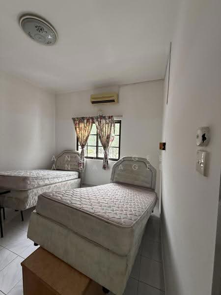 Bungalow House for Rent in Country Heights (Kajang) - Anbalagee Anbalagee - Bedroom - PropertyGuru.com.my