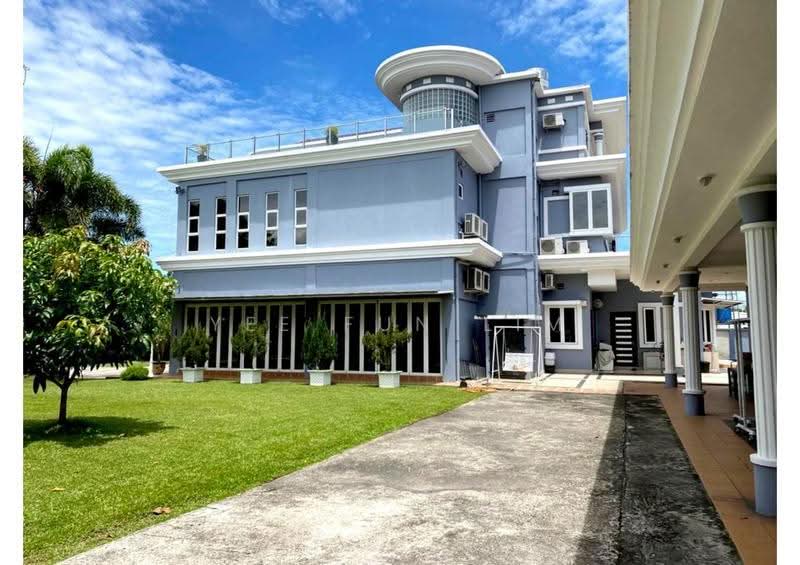 Bungalow House for Sale in Kota Kinabalu (Sabah) - Yee Fun Lim - Exterior - PropertyGuru.com.my
