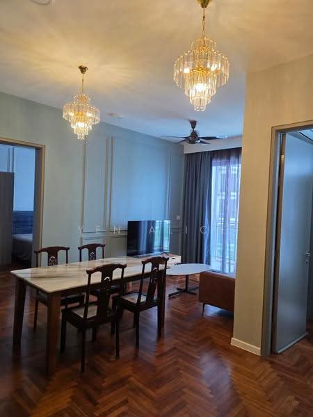 Kediaman Servis untuk Dijual di Bloomsvale - Yen Alice - Dining Room - PropertyGuru.com.my