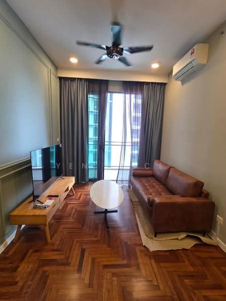 Kediaman Servis untuk Dijual di Bloomsvale - Yen Alice - Living Room - PropertyGuru.com.my