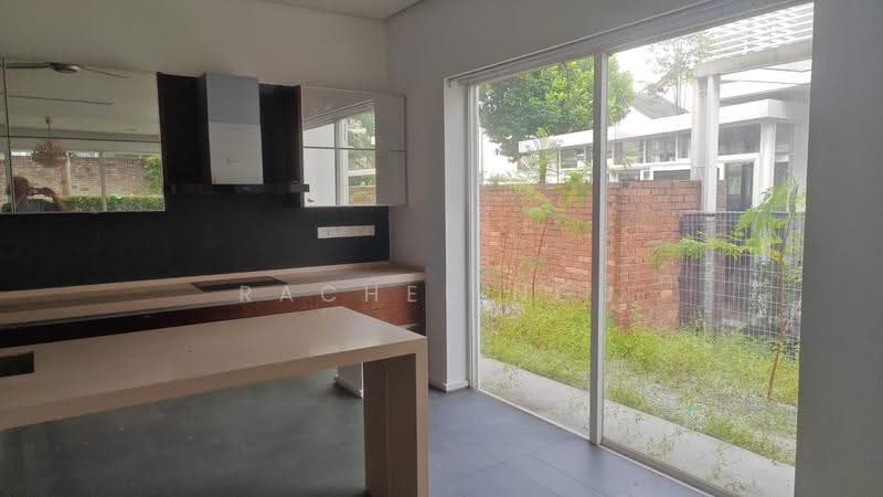 Bungalow House for Sale in Dataran Ara Damansara (Ara Damansara) - Rachel Ngu - Kitchen - PropertyGuru.com.my