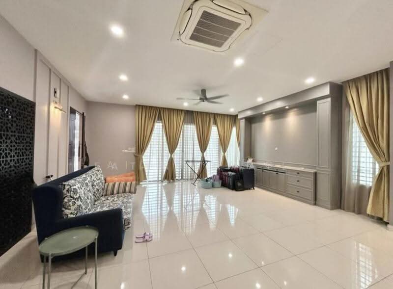 Bungalow House for Sale in Kajang (Selangor) - Aiden Dang - Living Room - PropertyGuru.com.my
