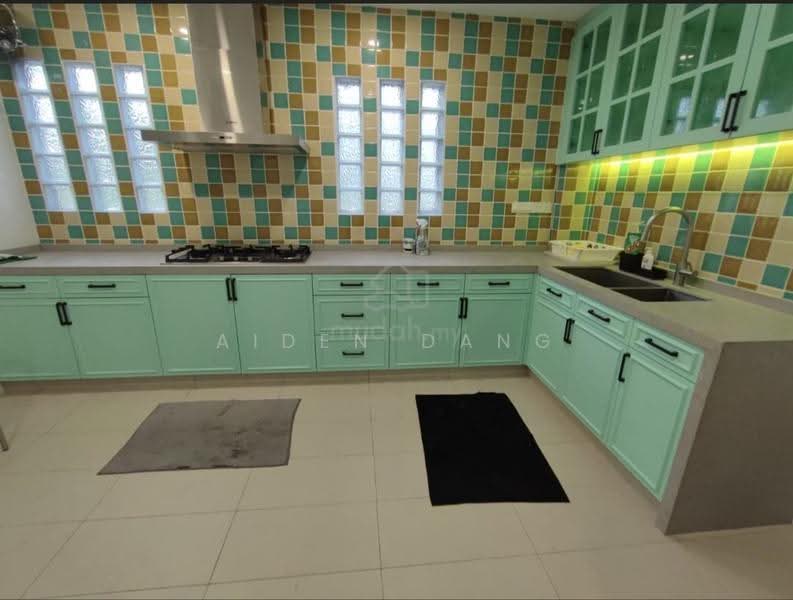 Bungalow House for Sale in Kajang (Selangor) - Aiden Dang - Kitchen - PropertyGuru.com.my