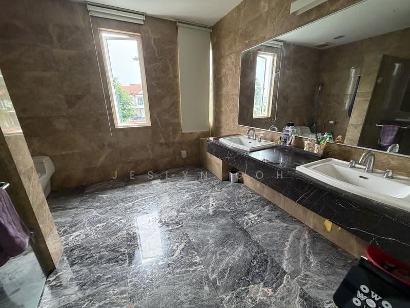 Rumah Berkembar untuk Dijual di Setia Eco Glades (Cyberjaya) - Jeslyn Goh - Bathroom - PropertyGuru.com.my