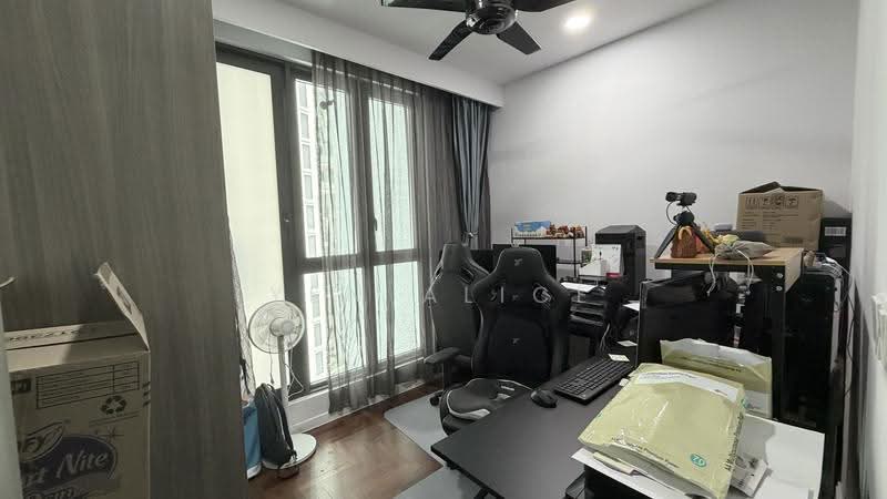 Kediaman Servis untuk Dijual di Bloomsvale - Yen Alice - Bedroom 2 - PropertyGuru.com.my