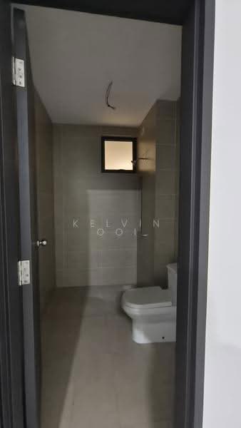 Apartment for Sale at Idaman Residence - Kelvin Ooi - Bathroom - PropertyGuru.com.my