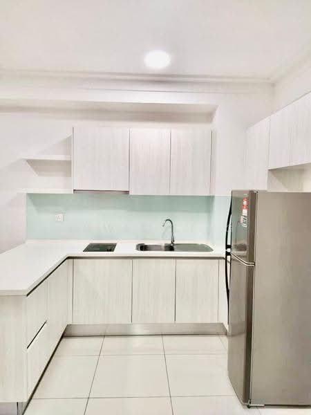 Kediaman Servis untuk Disewa di Solstice @ Pan'gaea - Luwis Ling - Kitchen - PropertyGuru.com.my